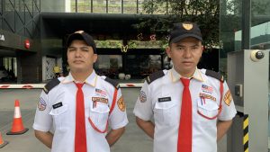 Professional security guard in uniform from Titan Force providing certified security services in Malaysia